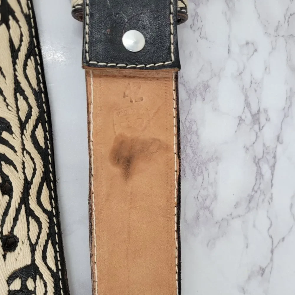 Black and Cream Embroidered Belt Mexico Western Cowboy Leather